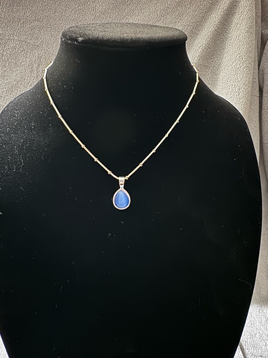 unbranded Jewelry - Vintage Blue Teardrop Cat’s Eye Pendant Necklace  With Satellite Chain